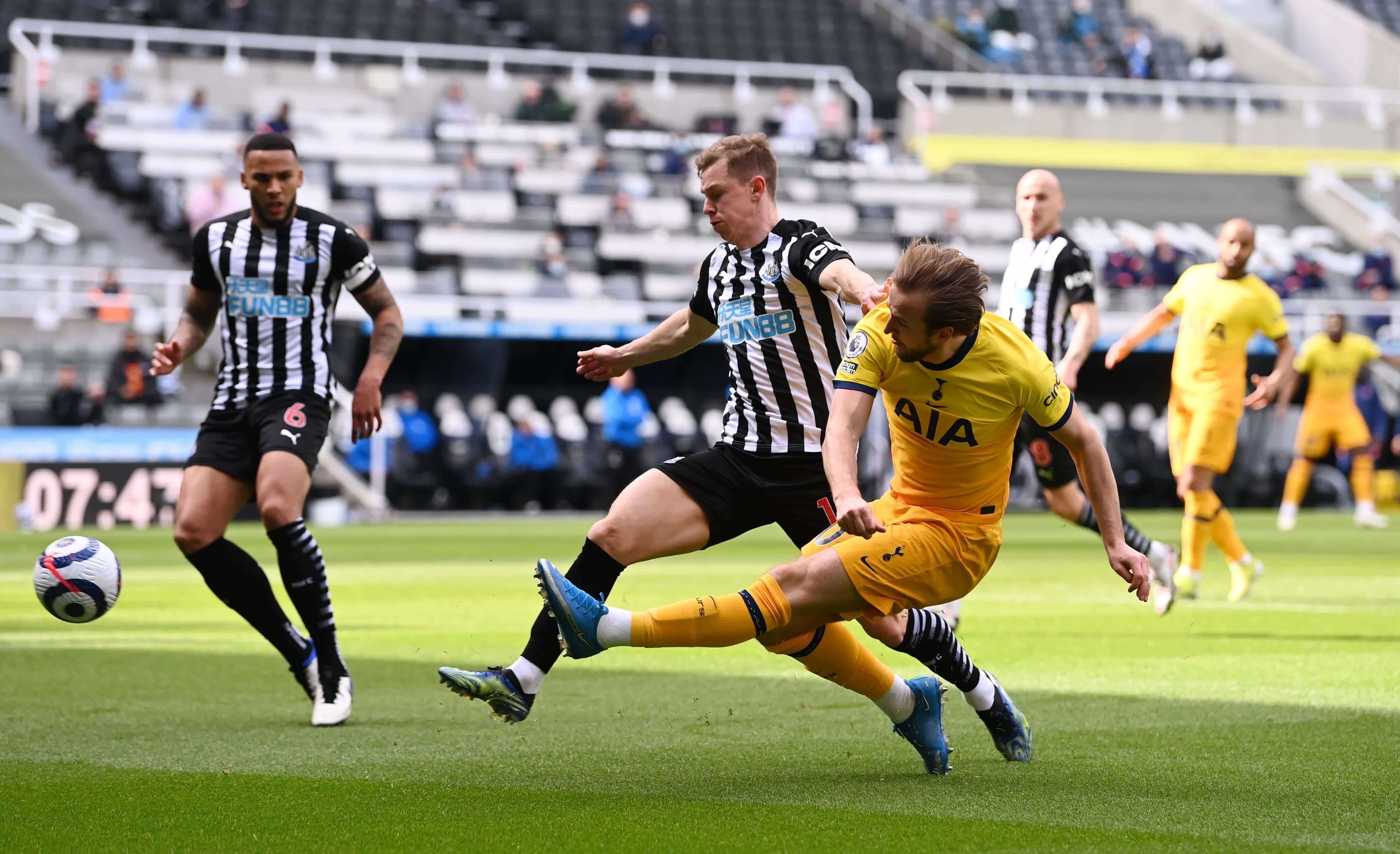 適應英超更 適應英超更